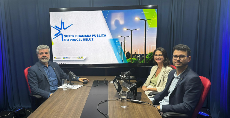 Leia mais sobre o artigo ENBPar apresenta chamada pública do Procel Reluz em webinar da Associação Brasileira de Municípios