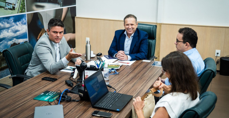 Leia mais sobre o artigo ENBPar participa de debate sobre políticas de energias renováveis no Ceará