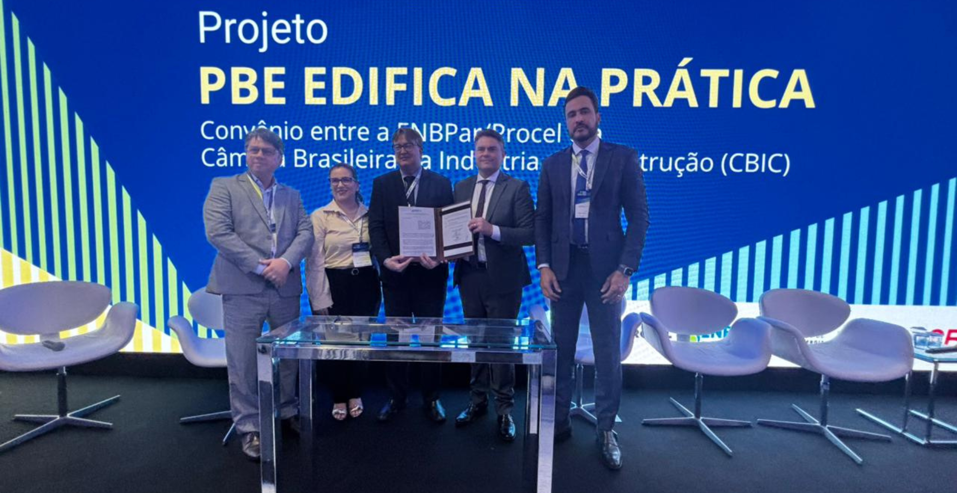 Leia mais sobre o artigo ENBPar e CBIC firmam convênio para ampliar a eficiência energética em habitações de interesse social